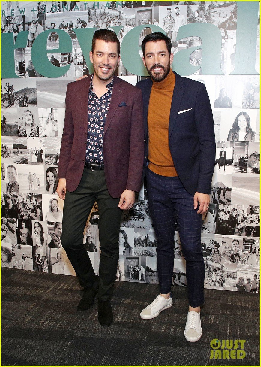 Jonathan & Drew Scott Sign New Deal To Bring More 'Property Brothers