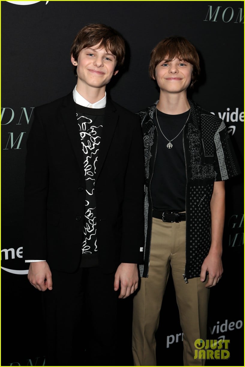 Naomi Watts Joined by On-Screen Sons Cameron & Nicholas Crovetti at