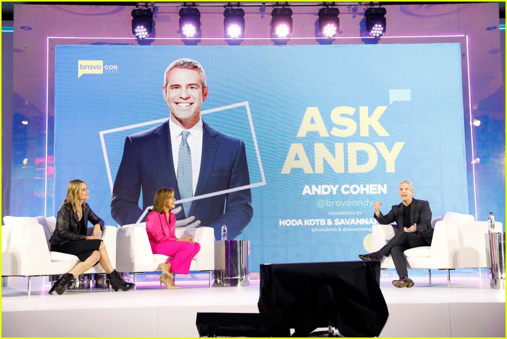 andy cohen talks dating at bravocon 16