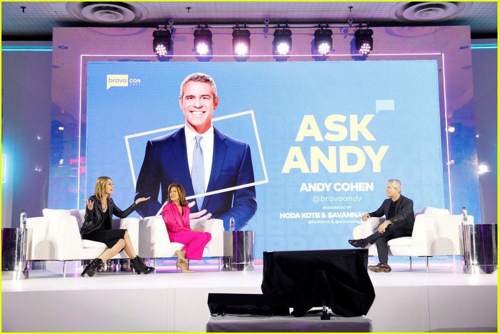 andy cohen talks dating at bravocon 174839054