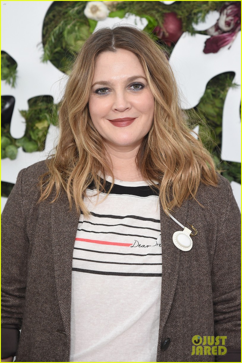 drew barrymore reveals dating profile picture 094832514