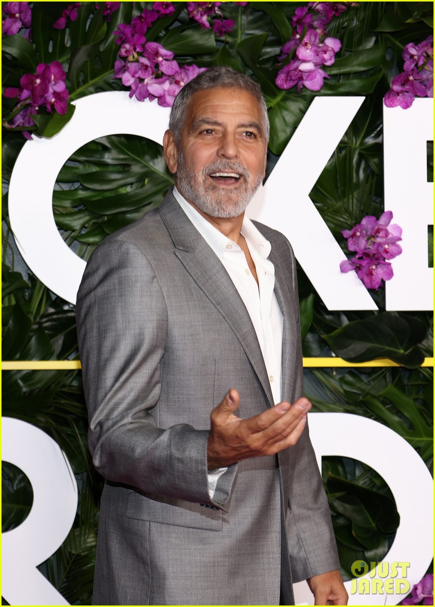 Julia Roberts & Clooney Bring Star Power to 'Ticket to Paradise