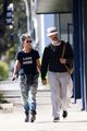 halle berry van hunt hold hands out grocery shopping 49