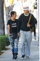 halle berry van hunt hold hands out grocery shopping 70