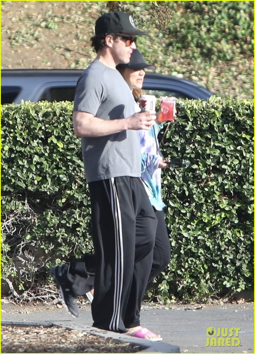 Pregnant Kaley Cuoco Cradles Baby Bump While Grocery Shopping with