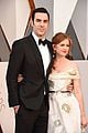 isla fisher keeping private sacha baron cohen relationship 04