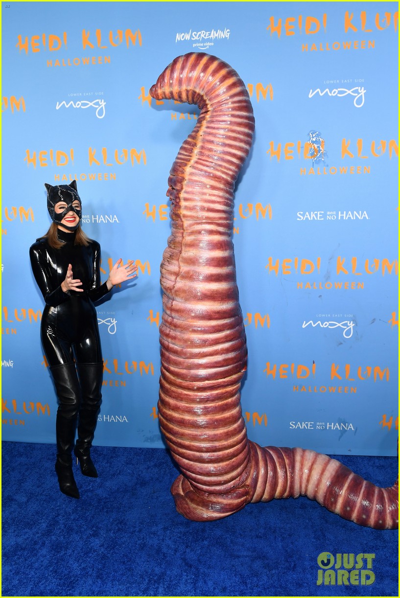 heidi klum halloween costume worm 12
