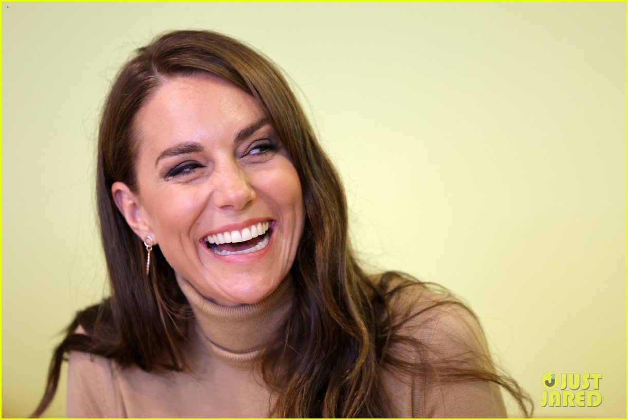 Kate Middleton Wears Her 6 Earrings During First Appearance with