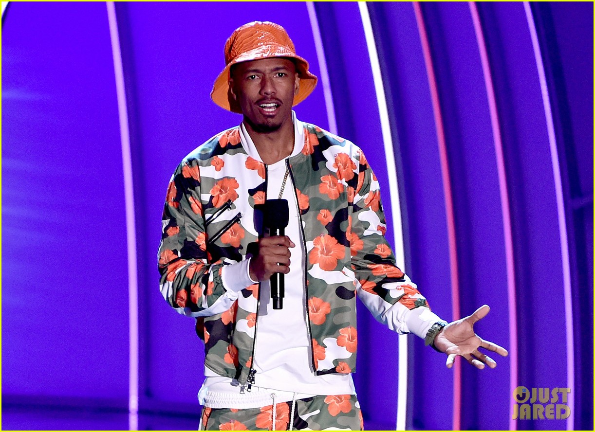 nick cannon reacts to jokes about his many children 024856219