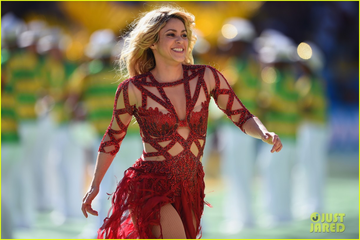 shakira issues blistering response to tax case 06