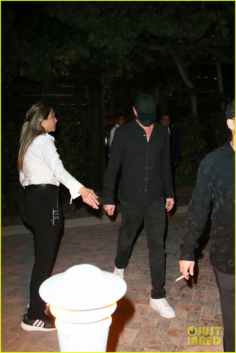 Leonardo DiCaprio Parties for a Good Cause with Friends Tobey Maguire