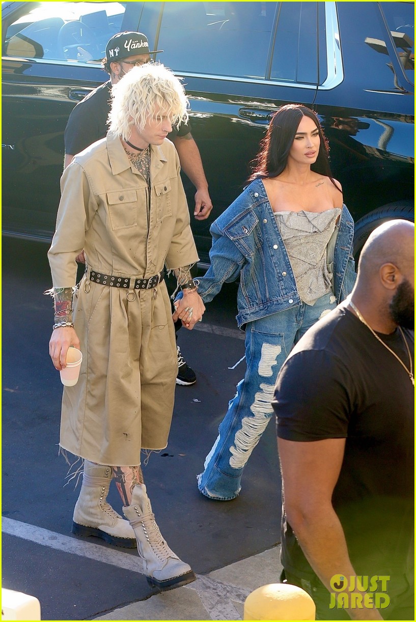 Megan Fox Joins Machine Gun Kelly at Taping of 'Jimmy Kimmel Live