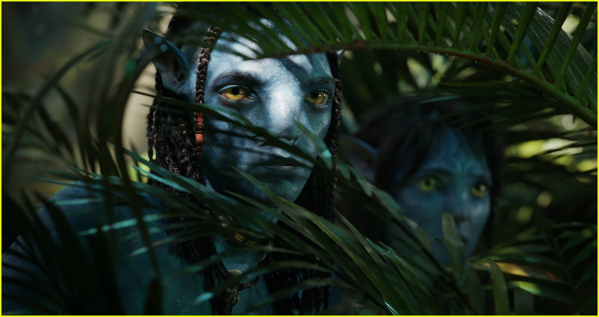 Why Are the Na'vi People Blue in 'Avatar'? James Cameron Explains the ...