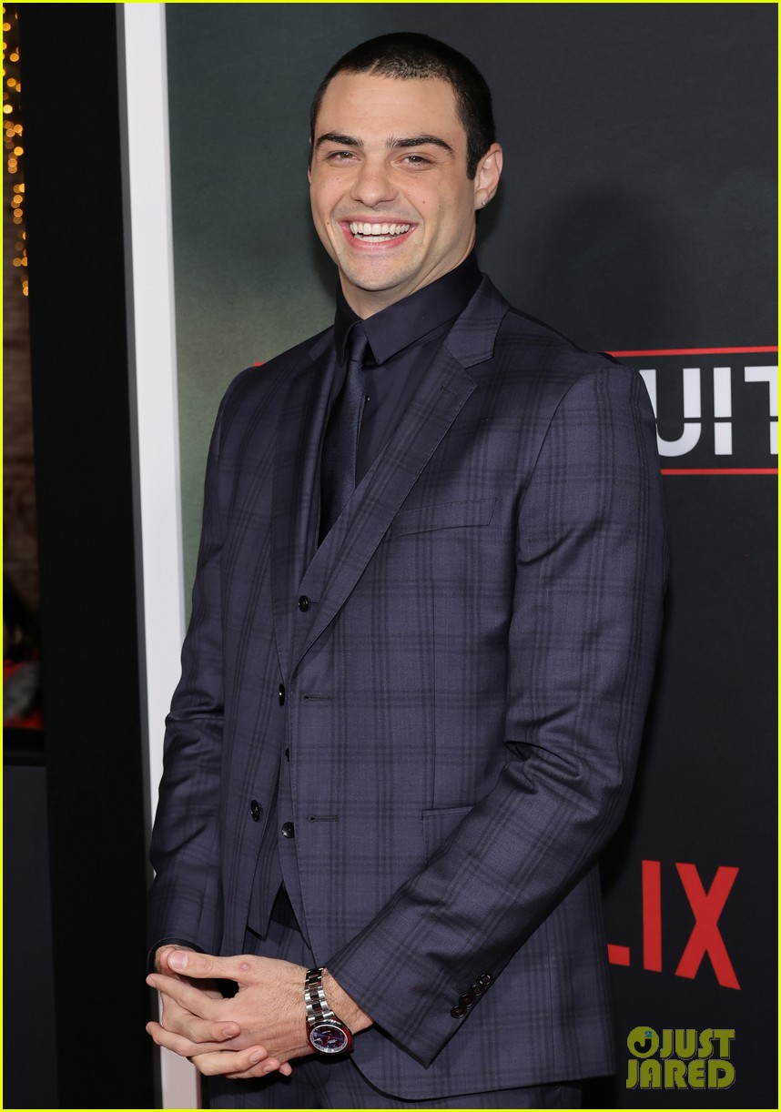 noah centineo suits up for premiere of the recruit netflix series 034869577