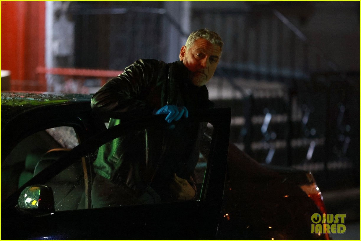 brad pitt george clooney more night shoots wolves nyc 124885631