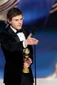 evan peters wins for dahmer at golden globes 01