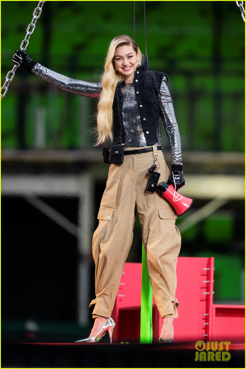 gigi hadid films new maybelline commercial crane in nyc 014882721