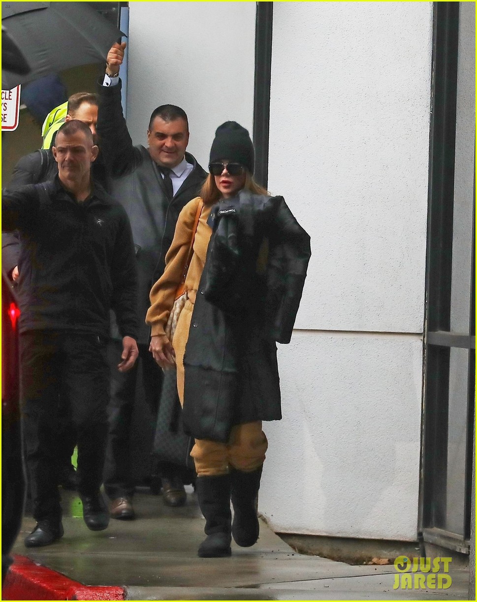 Khloe Kardashian Lands Back in LA With Sister Kim Following Tristan