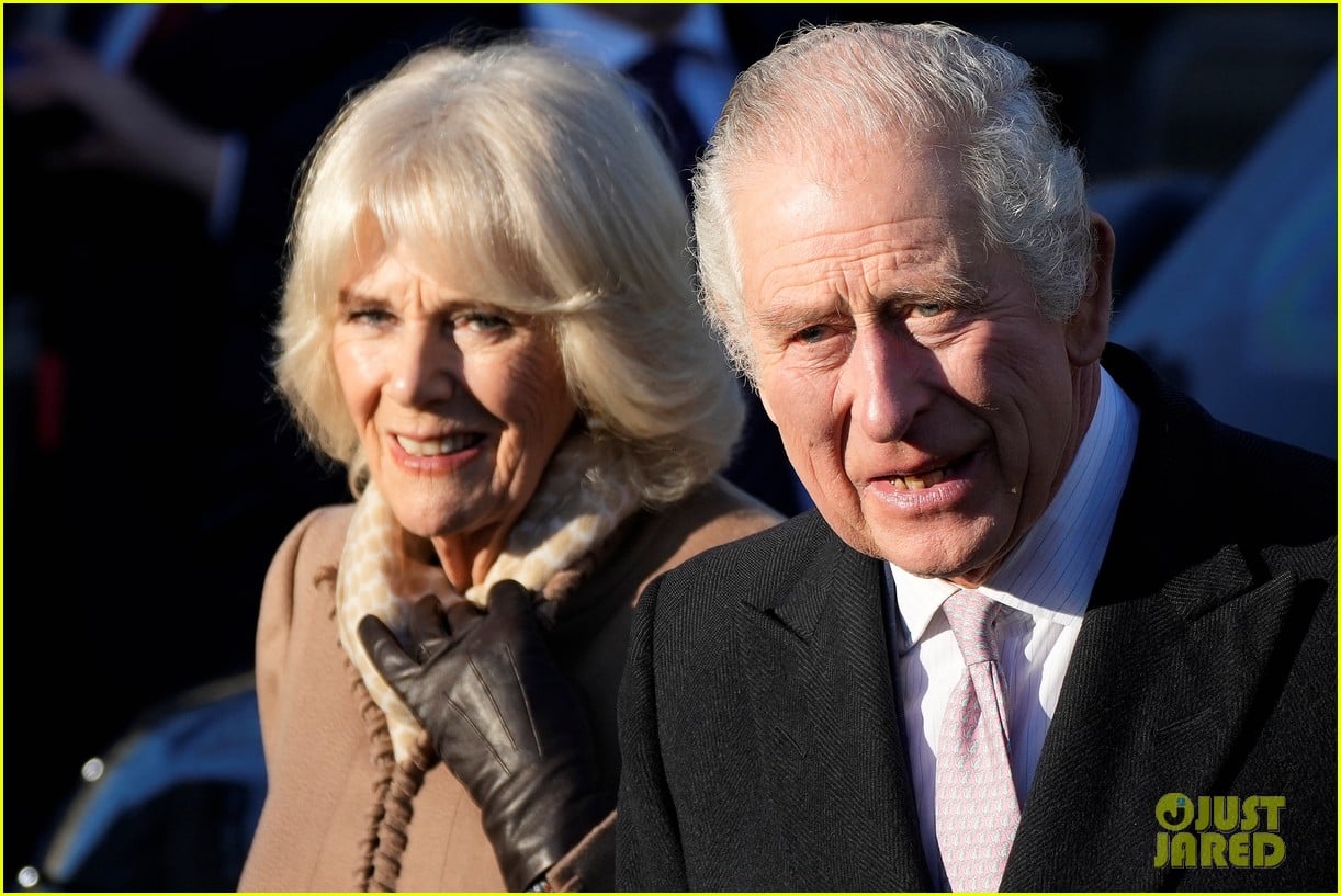 King Charles & Queen Camilla Tour Manchester in First Public Outing(00)