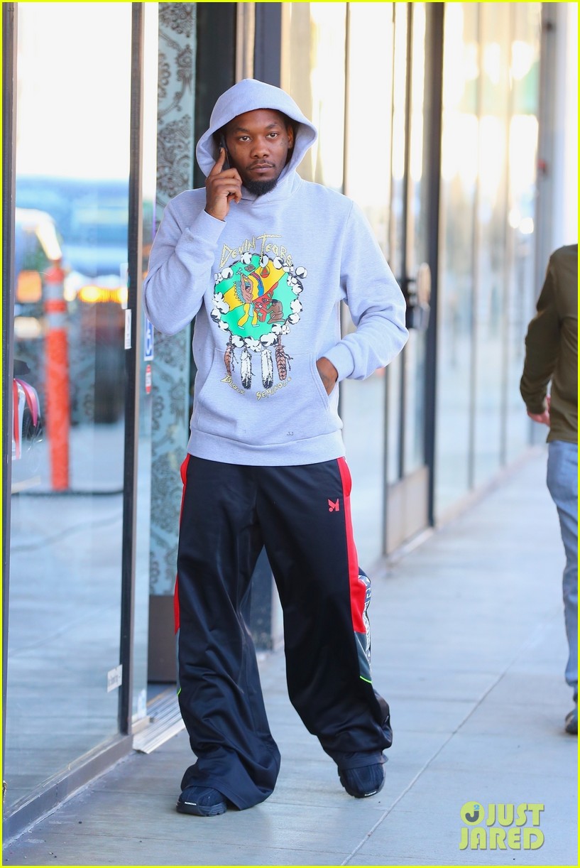 cardi b offset in beverly hills 014892030