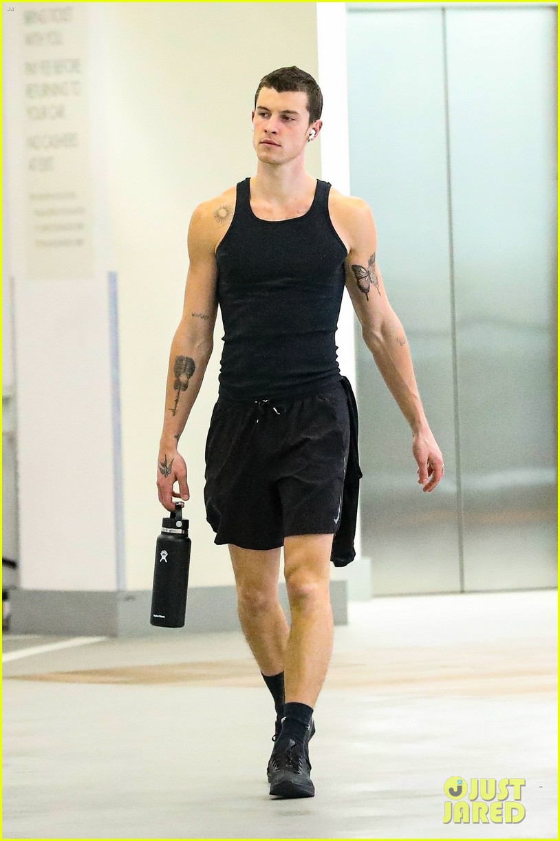 shawn mendes wears black tank to spa center 364889094