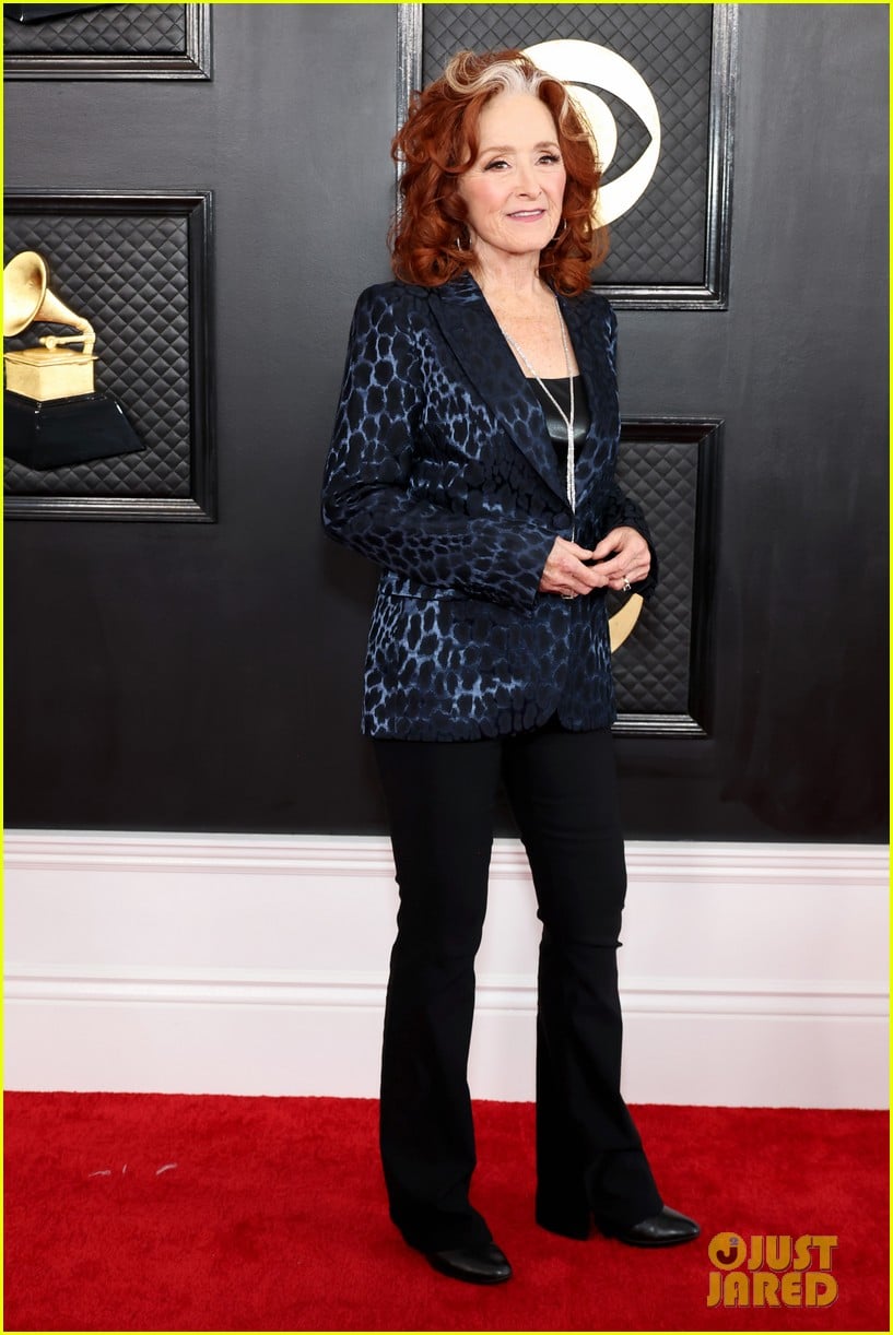 Photo sheryl crow bonnie raitt mick fleetwood grammys 2023 18 Photo