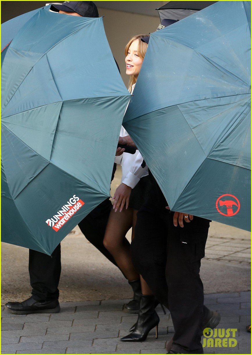 Sydney Sweeney Gets Covered By Giant Umbrellas While Shooting Top