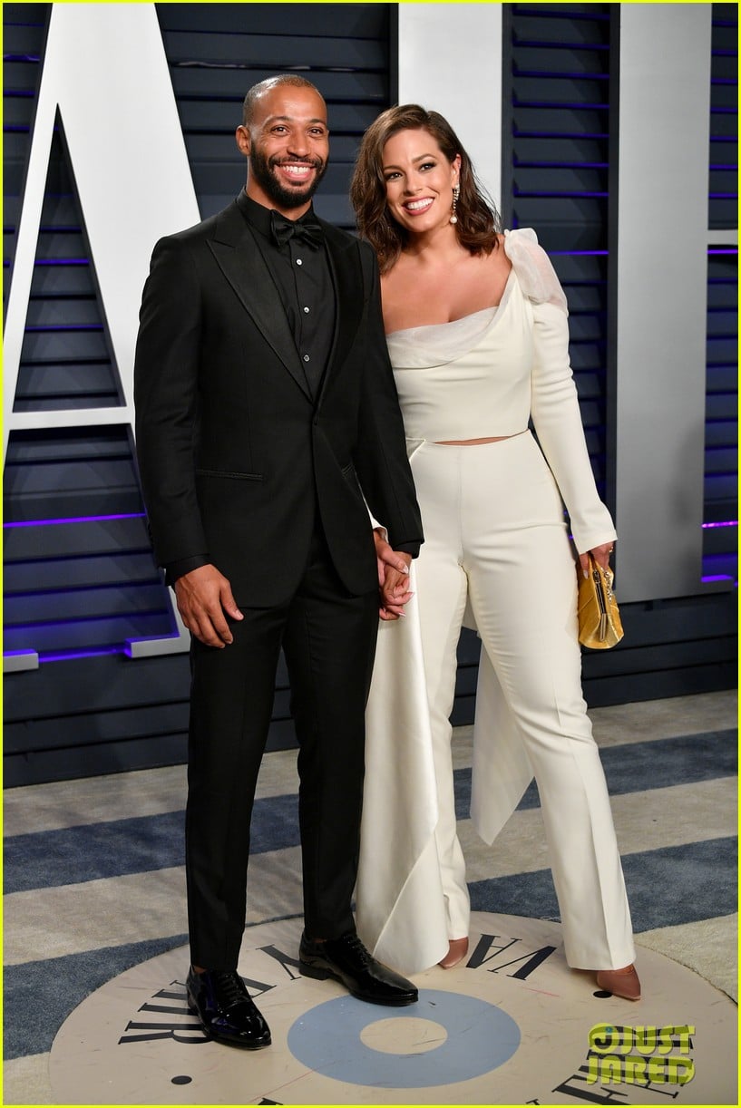 Ashley Graham Reveals Husband Justin Ervin Got A Vasectomy Photo(01)