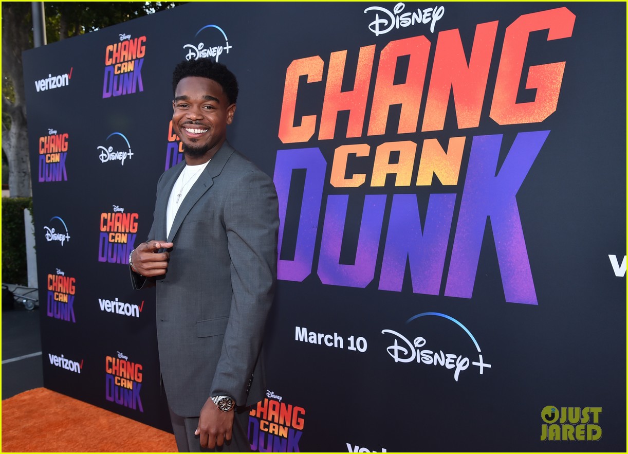 chang can dunk premiere 12