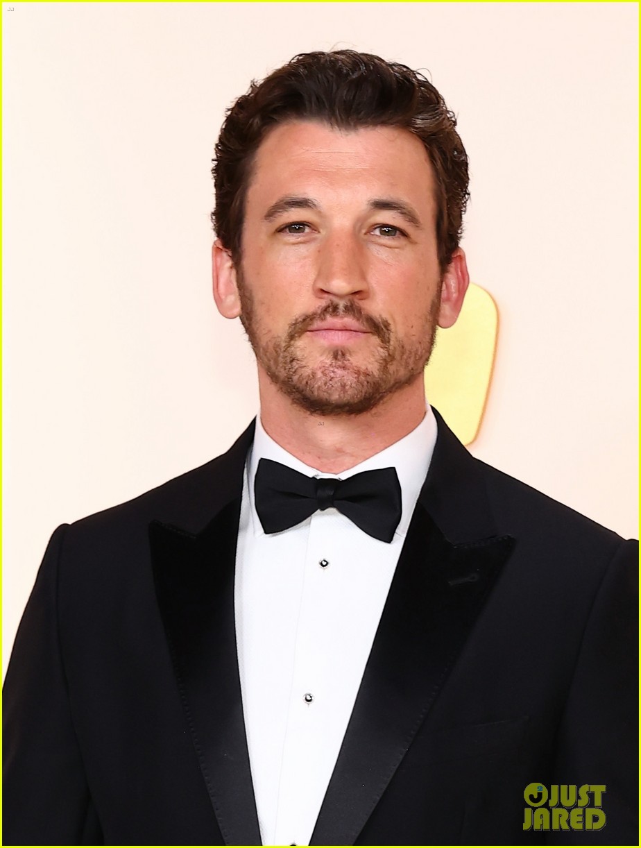 Miles Teller & 'Top Gun Maverick' CoStars Suit Up for Oscars 2023