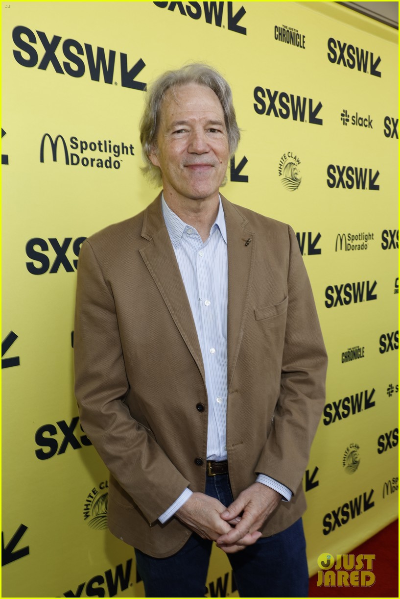 Elizabeth Olsen, Jesse Plemons, & Lily Rabe Attend 'Love & Death ...