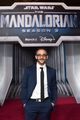 pedro pascal the mandalorian season 3 premiere in hollywood 09