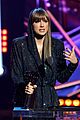 taylor swift song of the year iheart awards 04