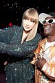 flavor flav with taylor swift iheartradio music awards 2023 03