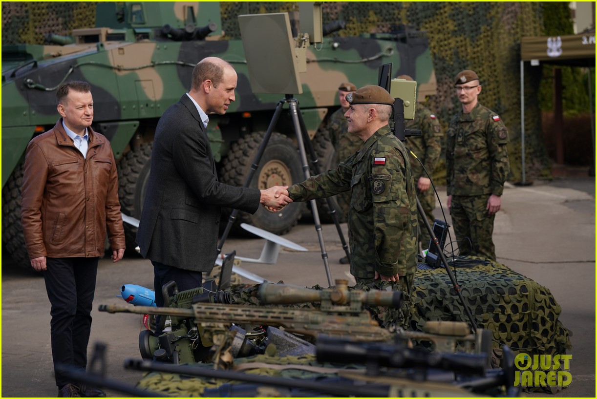 prince william visits troops at polish ukraine border 224912492