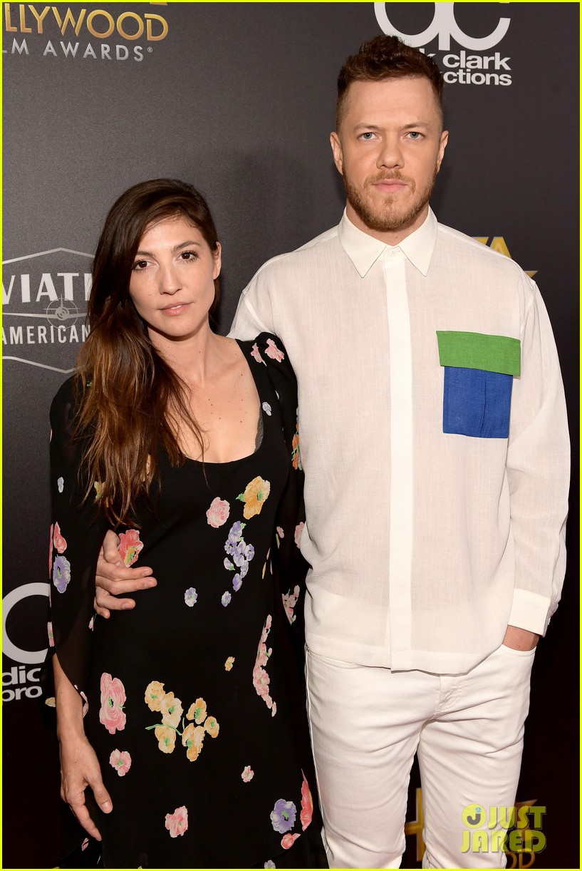 Dan Reynolds' Estranged Wife Aja Volkman Officially Files for Divorce(02)
