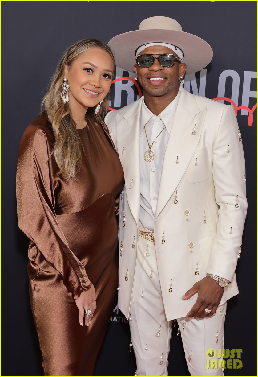 Country Star Jimmie Allen & Pregnant Wife Alexis Gale Split After 3