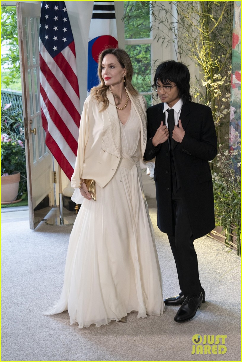 angelina jolie son maddox attend state dinner at white house 084924733