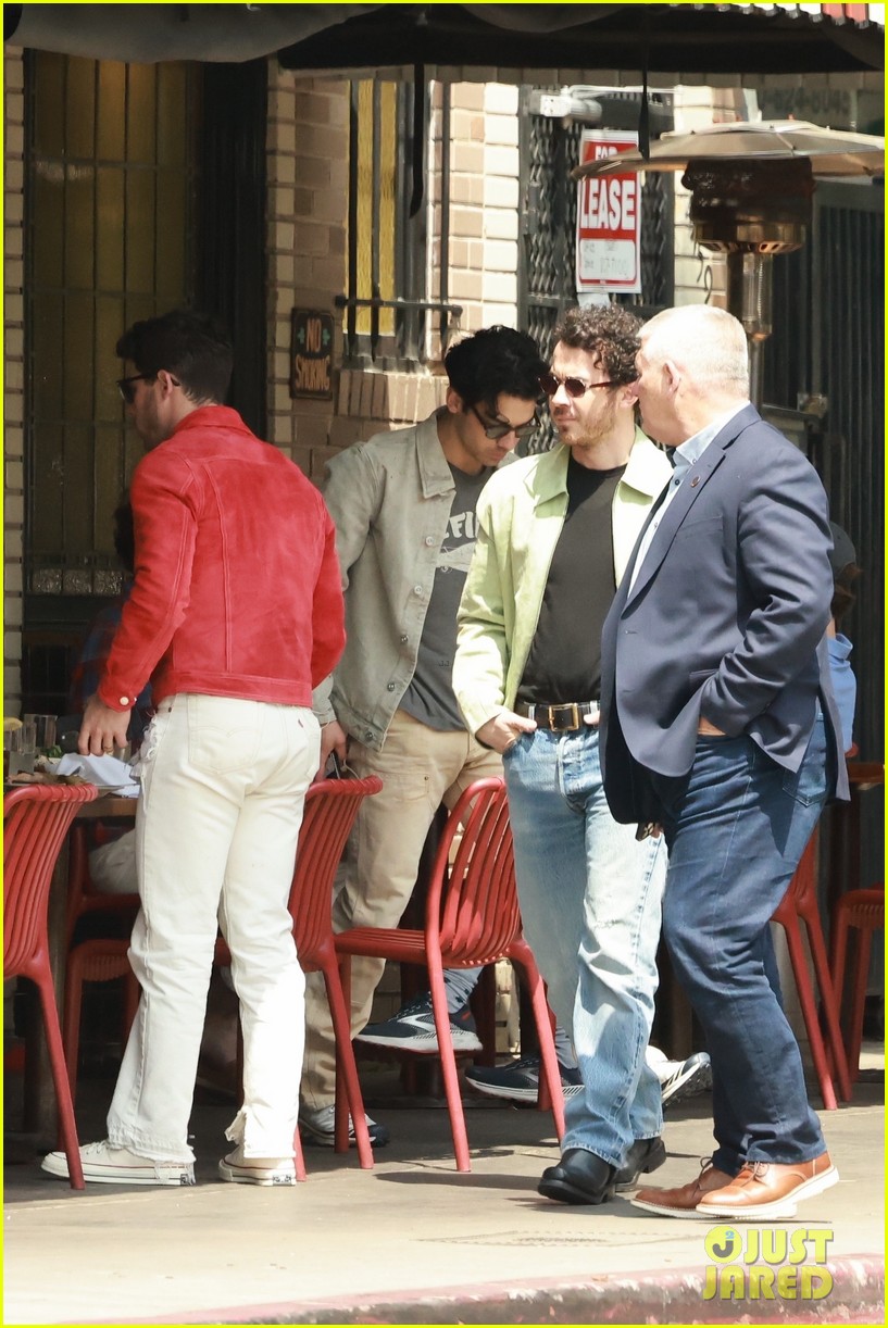 jonas brothers meet up for lunch in la 264924445