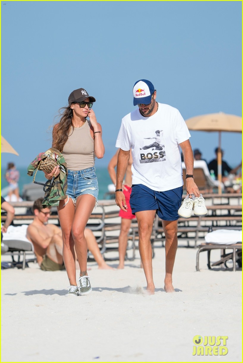 Tennis Star Matteo Berrettini & Girlfriend Melissa Satta Wrapped Up
