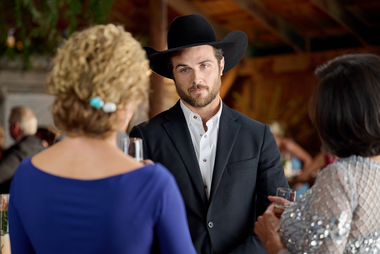 Tuff Still Doesn't Trust Valeria on Hallmark Channel's 'Ride' Watch A