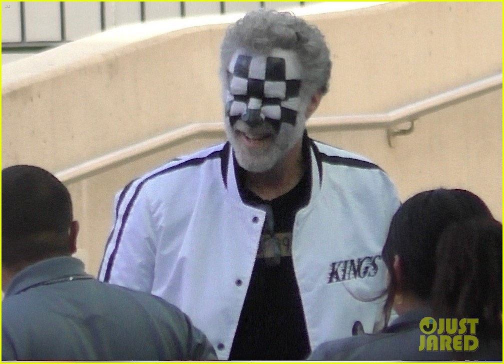 Will Ferrell Paints Black & White Checkerboard On His Face To Support