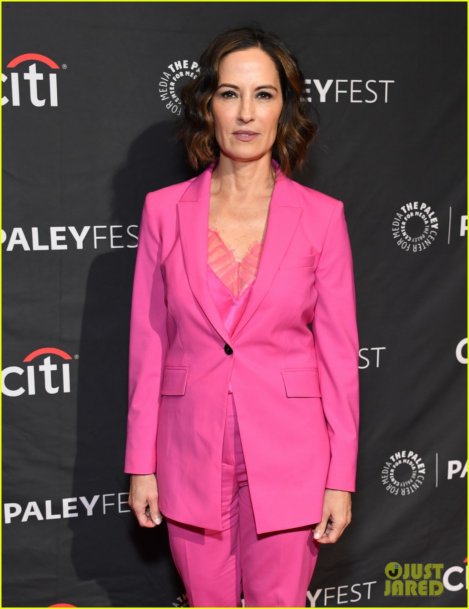 yellowstone cast skips paleyfest fans mad 174916596