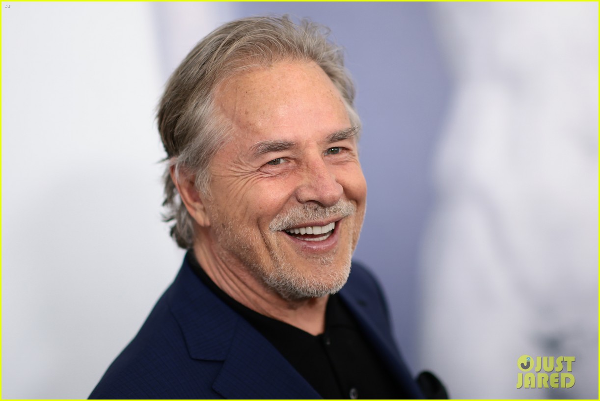 Photo fonda bergen keaton steenburgen book club cast nyc premiere 44