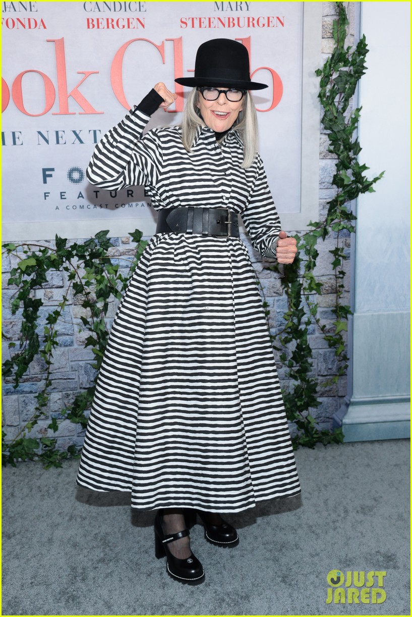 Photo fonda bergen keaton steenburgen book club cast nyc premiere 65