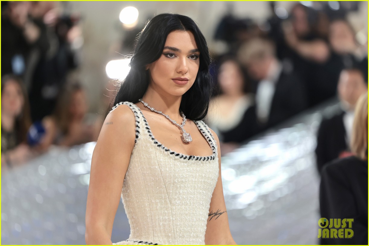 CoChair Dua Lipa Arrives in Vintage Chanel at the Met Gala 2023 Photo