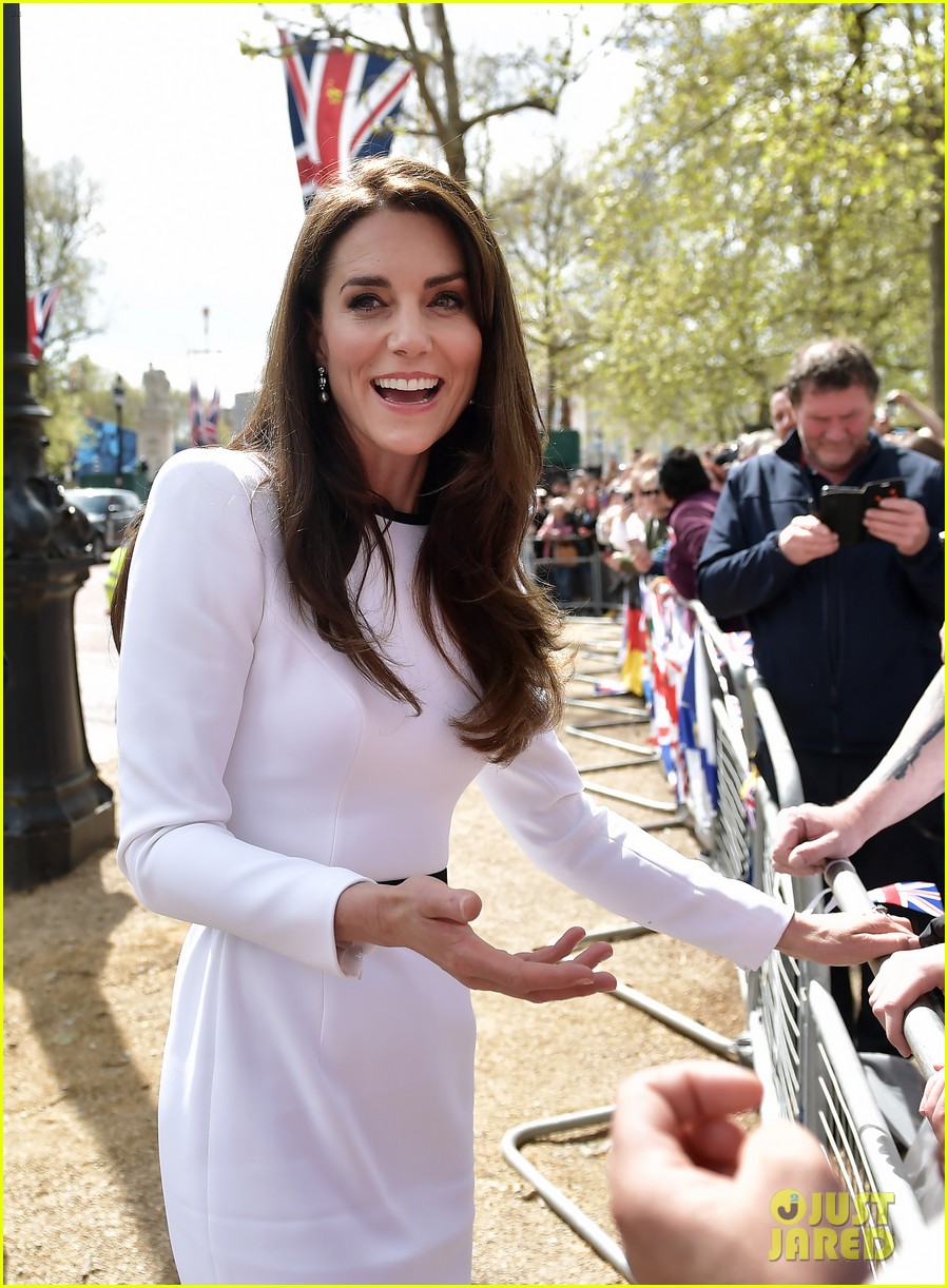 King Charles, Prince William, & Kate Middleton Greet Well Wishers on(02)