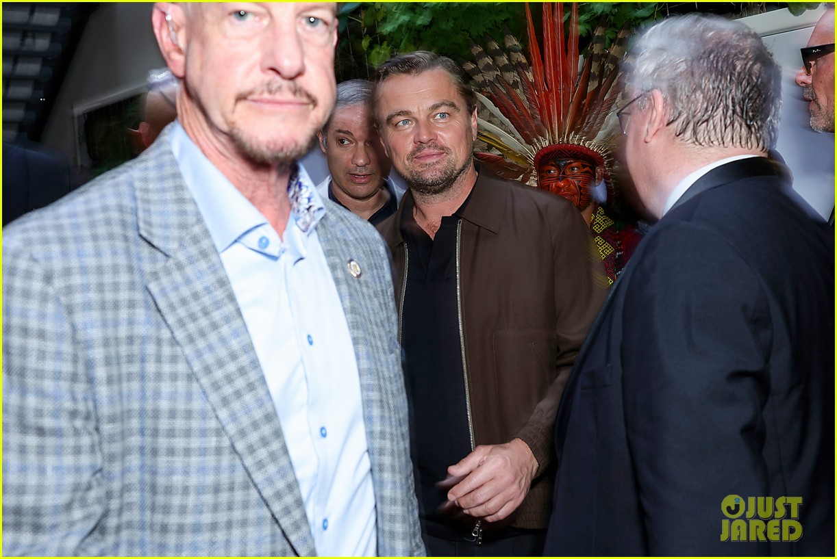 Leonardo DiCaprio Joins Lily Gladstone & More CoStars at 'Killers of