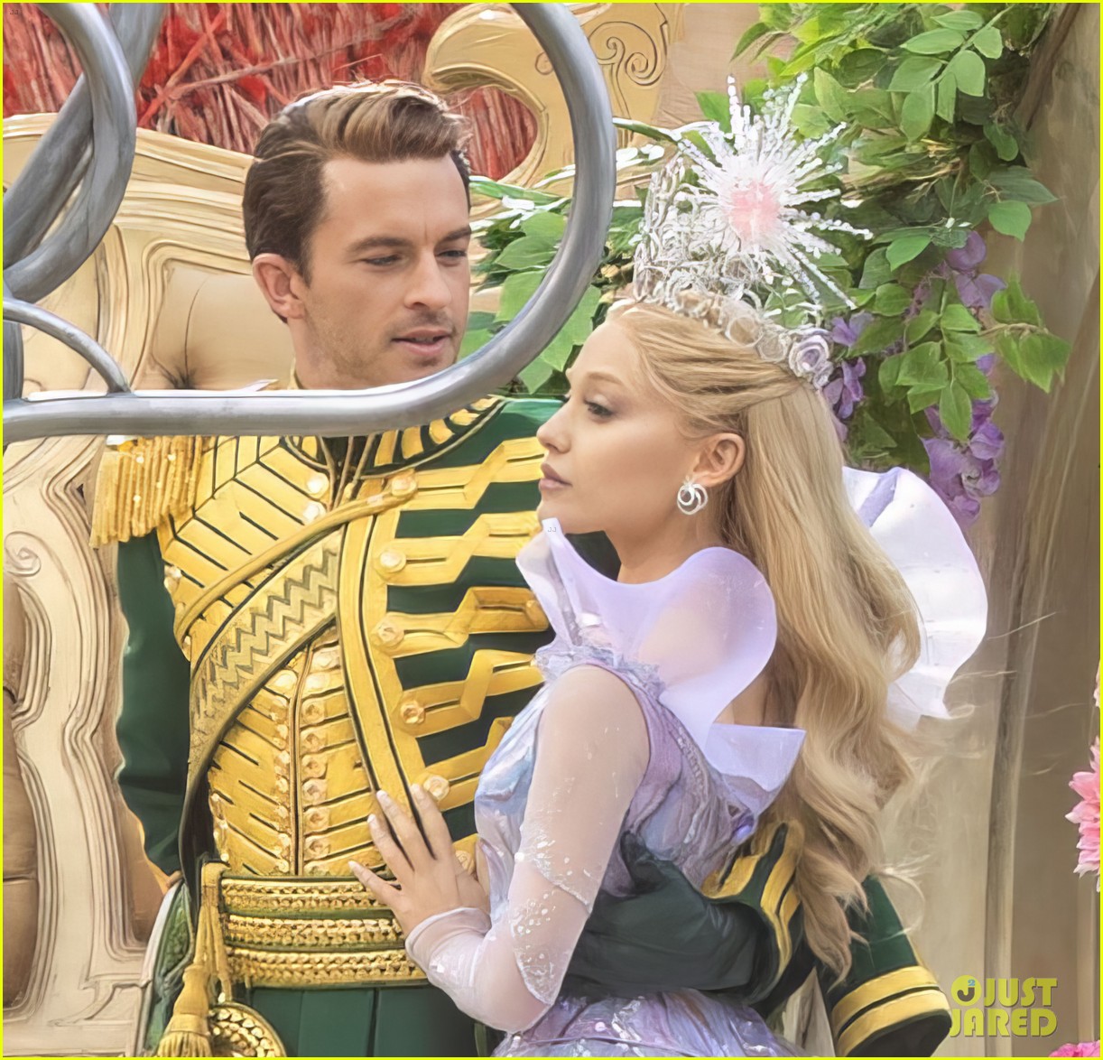 Jonathan Bailey Seen As Fiyero In First Wicked Set Photos With Ariana Grande Photo 4933640