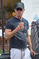 justin theroux shows off his muscles on coffee run in london 02